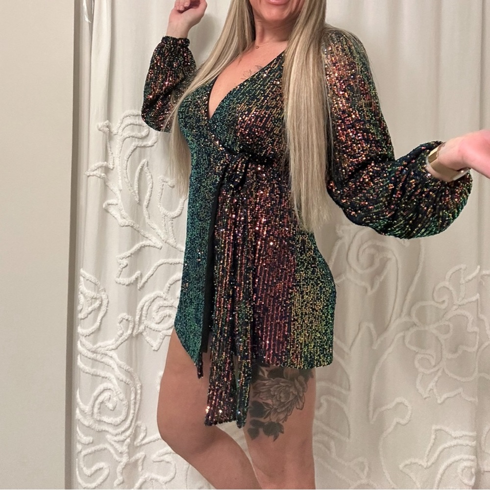 Altar’d State Holland sequin wrap romper gold/black